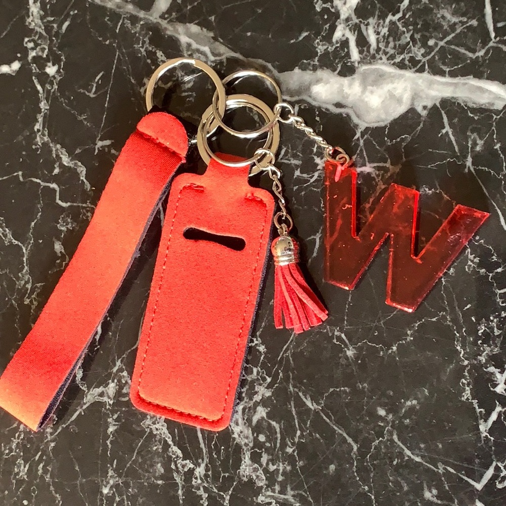 Red keychain set W initial